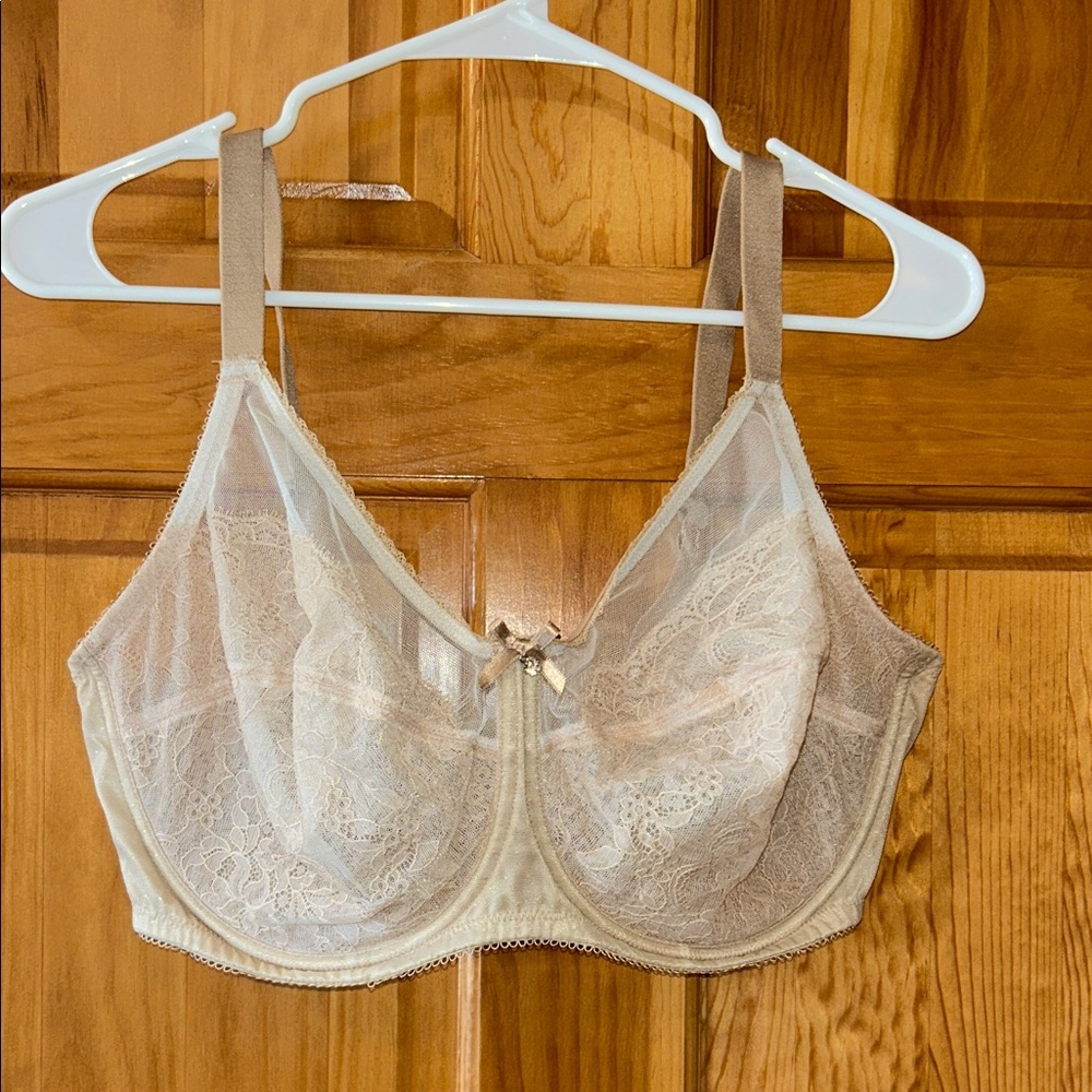 Wacoal Tan Lace Underwire Bra 40DDD